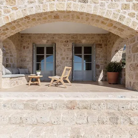 Amani Living Villa *