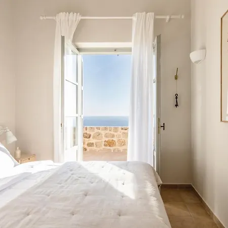 Amani Living Villa *