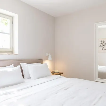 Amani Living Villa *