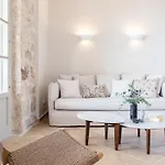 Amani Living Villa *