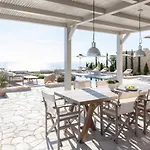 Villa Amani Living