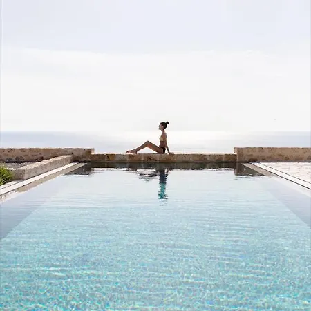 Amani Living * Stoúpa