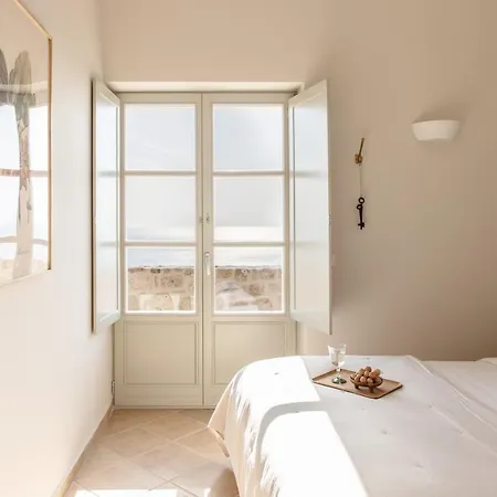 Amani Living Stoúpa