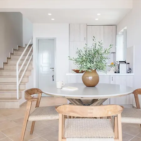 Amani Living 스투파