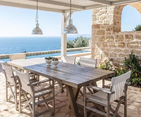 Amani Living Willa Stoúpa