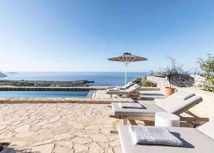 Amani Living Stoúpa