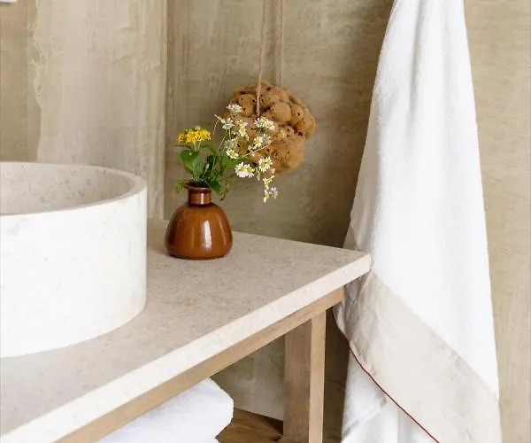 Amani Living * Stoúpa