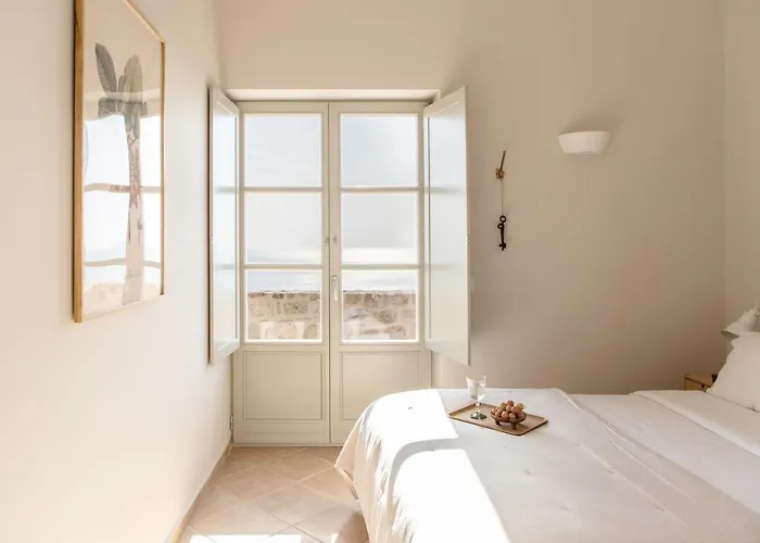 Amani Living Stoúpa