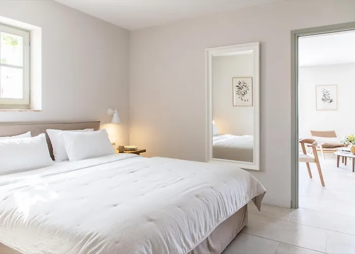 Amani Living * Stoúpa