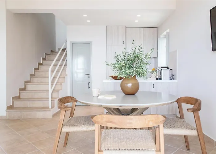 Amani Living Stoúpa